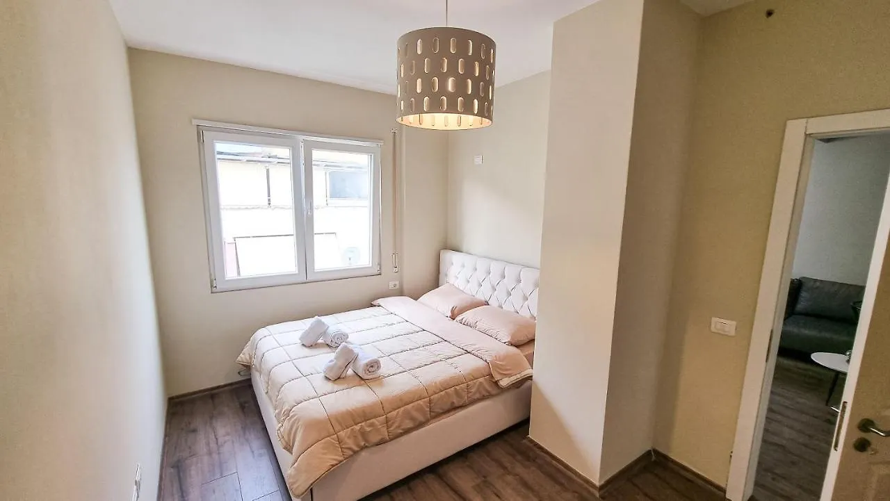 New Bazaar 1Bd Modern Apartment 地拉那